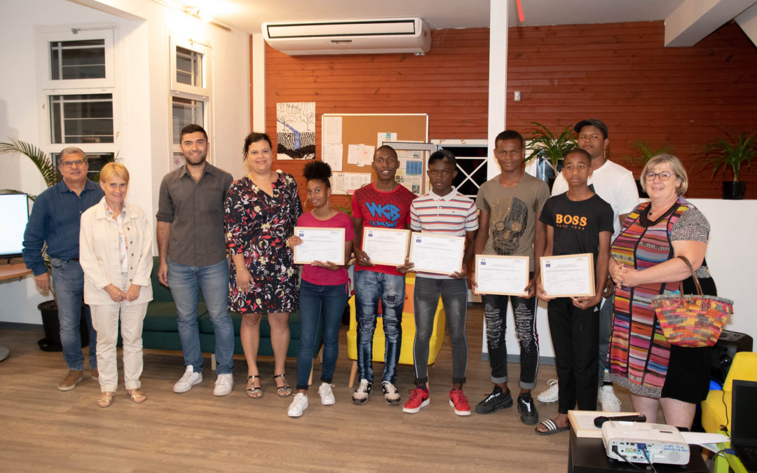 Bourse de stage : Remise d’attestation à 7 jeunes