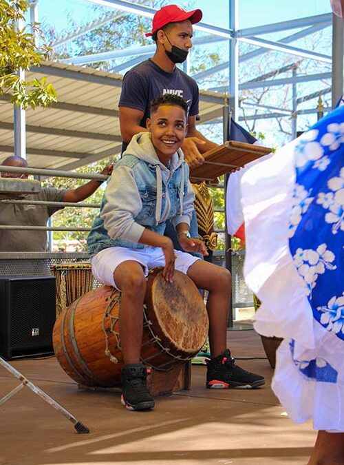 Célébration de la Sominn kréol au son du maloya au lycée de Lepervanche